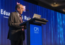 Expresidente Frei releva importancia de inversión privada ante nuevas concesiones portuarias