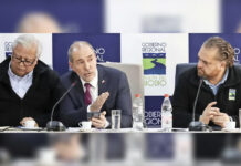 Tres ministros y un gobernador: cómo se ató y desató la polémica por dos proyectos viales en el Biobío